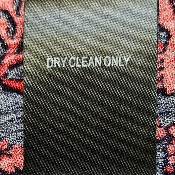 TORRID NEW Babydoll Gauze Crochet Trim Floral Lace-Up Top 4X - Picture 12 of 16